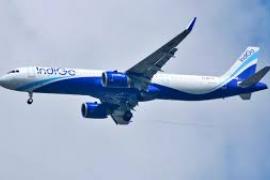 Indore flight reached Raipur 3 hours late, there was indication of fault in the wheels Chhattisgarh news cg hindi News latest news big news khabargali 