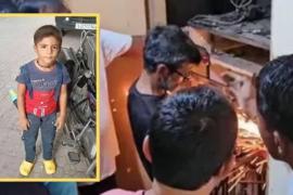 A 5-year-old child died after getting stuck in a lift, was taken out by cutting the grill with a cutter gujrat news hindi News khabargali 
