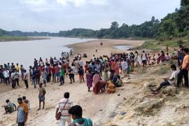 Four students who went to Mayurakshi river for picnic died by drowning, one body recovered, search for three continues hindi News big latest News hindi News khabargali 