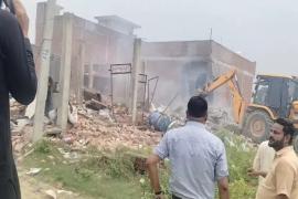 Massive explosion in illegal firecracker factory in Lucknow, 4 people of the same family died hindi News big news khabargali 