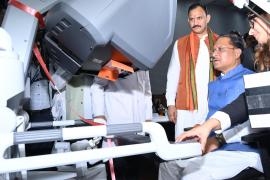 A new dimension in the development of medical facilities in Chhattisgarh, Chief Minister inaugurated 'Dev Hasta' robotic surgical system at AIIMS Raipur Chhattisgarh news hindi News big news khabargali 