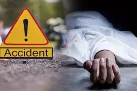 Accident in Raipur's DD Nagar: Car drags bike for 200 meters, husband killed, wife and son injured Big news latest News khabargali 