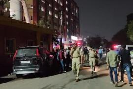 A massive fire broke out at the trauma centre of Sawai Mansingh Hospital, causing panic and outcry, killing 8 people. Hindi latest News khabargali 