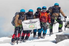Chhattisgarh's tribal youth have achieved a new alpine route in the Duhangan Valley of Himachal Pradesh. Chhattisgarh news hindi news latest news big News khabargali