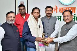Chhattisgarh's Sanju Devi named Most Valuable Player of Women's Kabaddi World Cup winning team, khabargali 