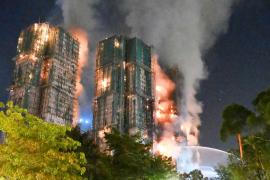 Hong Kong fire: 128 people have died so far, and more than 250 are missing. Hindi news big News khabargali 