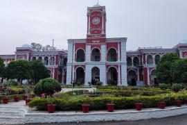 रायपुर के राजकुमार कॉलेज में 14 साल बाद कार्रवाई, नगर निगम ने वसूला डेढ़ करोड़ से ज्यादा का बकाया संपत्तिकर खबरगली Raipur Municipal Corporation recovers property tax dues of over 1.5 crore after 14 years at Rajkumar College hindi News latest News big news khabargali 