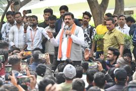 CAF recruitment exam process to be completed soon, Home Minister Vijay Sharma meets candidates Chhattisgarh news hindi News latest khabargali 