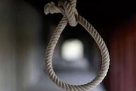  बॉयफ्रेंड से वीडियो कॉल पर बात कर रही थी 12वीं की छात्रा, फिर अचानक फांसी लगाकर कर ली आत्महत्या खबरगली A 12th-grade student was talking to her boyfriend on a video call, then suddenly committed suicide by hanging herself. Janjgir hindi news khabargali 