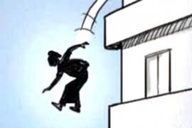 Tragic incident in Raipur, young woman commits suicide by jumping from Vinayak Hotel