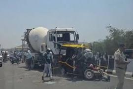  Road accident in Kalyan, Mumbai: 11 people killed in collision between dumper and van hindi news big news mumbai news khabargali 