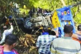  Three pilgrims killed and several injured as tractor-trolley falls into ditch on National Highway hindi news latest news khabargali 