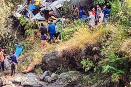  Scorpio falls into 800-feet deep gorge in Maharashtra, 8 people die tragically hindi news latest khabargali 