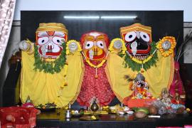 Raipur News, Jagannath Temple Gayatri Nagar, Raipur, MLA and President of Jagannath Seva Samiti Purandar Mishra, Raksha Sutra, 2100 women, Lord Jagannath, Chhattisgarh News, religious event, Khabargali