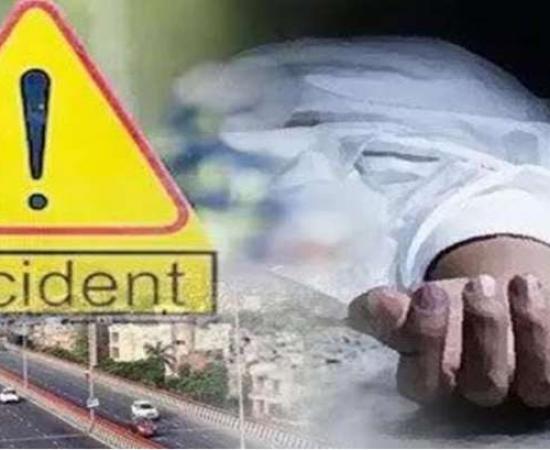 Tragic accident in Agra, uncontrolled car hits pedestrians, 5 people dead hindi News latest news khabargali 