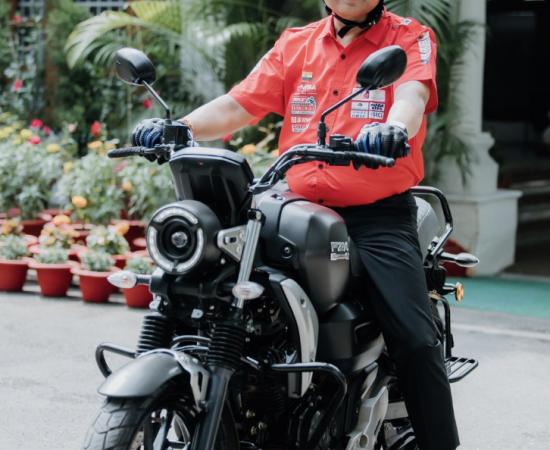 Chief Minister Vishnudev Sai himself rode a bike and gave the message of safe driving to the youth. On the occasion of Silver Jubilee year, a grand event of MRF National Supercross Bike Racing Championship 2025 will be organised in Raipur. Ujjwal Deepak, President of Chhattisgarh Motor Sports Association, Raipur, Chhattisgarh, Khabargali