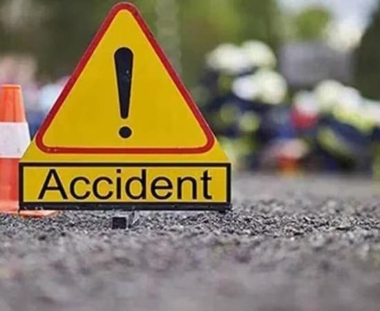 Accident on National Highway: Two cars collide head-on, 5 people die tragically hindi News big news latest news khabargali 