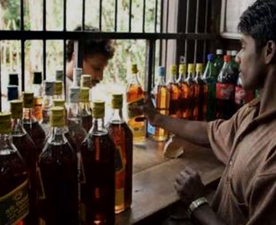 Setback for liquor lovers in Chhattisgarh: Government changes rules; effective from this date. Latest news hindi news raipur news khabargali 