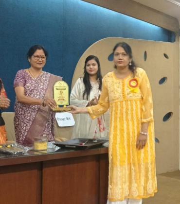 A unique example of social service: Shakuntala Foundation honored 151 social workers… On the initiative of Smita Singh, a disabled student got the support of education, Raipur, Chhattisgarh, Khabargali