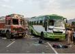 Bus traveling from Hyderabad to Vijayawada collides violently with a truck; 6 dead (including 5 women), 20 injured hairdrabad  news hindi news khabargali