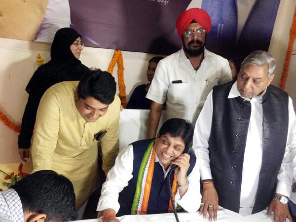 Khabargali, Minister, Shiv Dahria, Mayor Sanitation Helpline No. 9301953294, Raipur, Ejaz Dhebar
