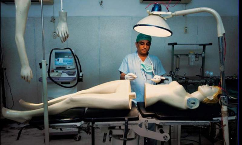 Dr. Sunil Kalra, Kalra Cosmetic Surgery Center, Reconstructive Surgeon, Liposuction, Hair Removal, Mole Removal, Hair Transplant, Face Surgery, Lip Correction, Rhinoplasty, Veinoplasty, Laser Facial Treatment, Wrinkles Freckles, Face Lift, Breast Surgery, Dimple & Fairness , Transgender, Shaheed Veer Narayan Singh Honor, Dr. B.C. Roy Award, Emerging Chhattisgarh Award, Golden Book of World Record, Raipur, Chhattisgarh, Khabargali