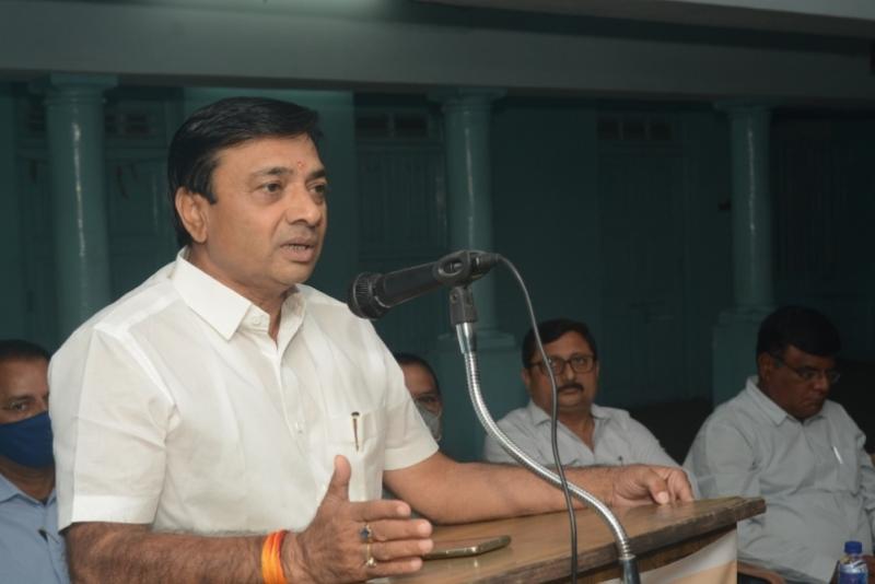 Shri Kutch Gurjar Kshatriya Samaj, Raipur, Mahasabha Chief Yogesh Bhai Chavda, Praful Bhai Parmar, Rasik Bhai Parmar, Vimal Bhai Chavda, Hemant Bhai Chauhan, Veluben Chavda, Nisha Ben Chavda, Hemant Bhai Gohil, Manilal Bhai Chavda, Hansraj Bhai Rathod, Hitesh Bhai Varu, Tusshar Bhai Chauhan, Khabargali