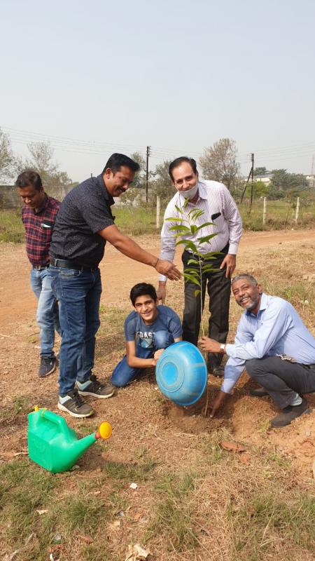 Environment Club, Team of Tree, Ayush Chelani, NH Goyal, Principal Shiladitya Ghosh, Administrator SK Tomar, teamfortrees, Raipur, Khabargali,