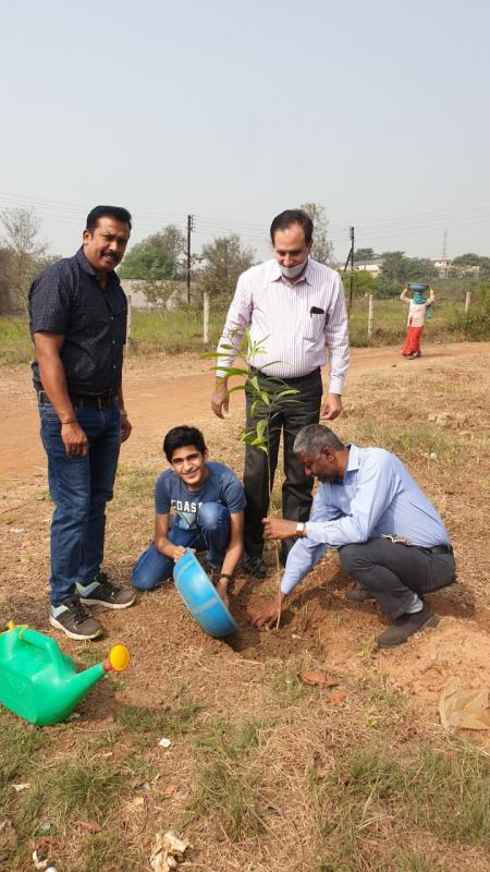 Environment Club, Team of Tree, Ayush Chelani, NH Goyal, Principal Shiladitya Ghosh, Administrator SK Tomar, teamfortrees, Raipur, Khabargali,