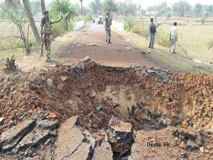 Naxal attack, Chhattisgarh, Narayanpur district, Kanhar village, DRG, 40 jawans, Naxal operation, Bada Naxal attack, Maoists are taking the IED blast, security force personnel, DG Naxal Operation Ashok Juneja meeting. DIG Naxal, DIG OP Pal, Khabargali