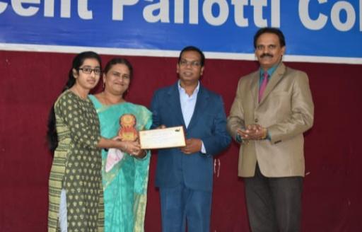 .CA. Final year, merit list, St. Vincent's Peloti College, T. Shilpa, 84% marks, first place, Gold Medal ,. Nizam Ansari and G. Janaki Ram Raju, Ayesha Sharma, Director Father Shanti Prakash Panna, Principal Dr. Kuldeep Dubey, Raipur, Khabargali