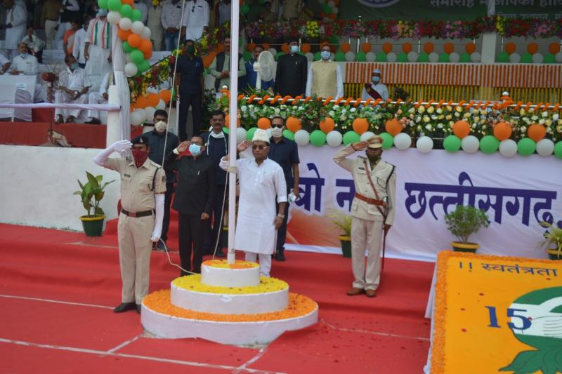 Independence Day, Minister of Public Health Engineering and Village Industries, Guru Rudra Kumar, Mungeli, Dr. Shyama Prasad Mukherjee Stadium, Corona Warriors, Shaheed Shri Anand Singh, Shaheed Shri Narendra Singh, Shaheed Shri Santosh Pahare, Shaheed Shri Chhatradhari Jangde, Shaheed Shri Dhanjay Singh Rajput and martyr Shri Rajkamal Kashyap, Chhattisgarh, Khabargali