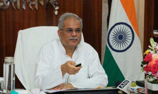 Deputy Registrar Office, Chief Minister Bhupesh Baghel, Digital E-Stamp Facility, Revenue Minister Jaisingh Agarwal, Korba, Parliamentary Secretary Commercial Tax, Registration, Indershah Mandavi, Chief Minister, Additional Chief Secretary, Subrata Sahu, Secretary Commercial Tax, Niranjan Das, Inspector General of Registration and Stamps, Iffat Ara, Deputy Inspector General of Registration and Stamps, Sushil Khalko, Khabargali,