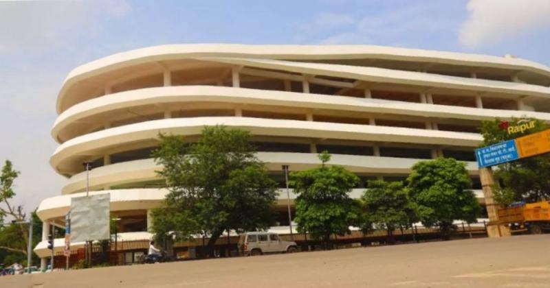 Multi Level Parking, Collectorate Office, Chief Minister Bhupesh Baghel, Former Prime Minister Bharat Ratna Late Shri Rajiv Gandhi Jayanti, Raipur Smart City Limited, Chhattisgarh, Ejaz Dhebar, Mohammad Akbar, Ravindra Choubey, Vikas Upadhyay, Kuldeep Juneja, Ajay Yadav, Commissioner of Municipal Corporation Prabhat Malik, Khabargali