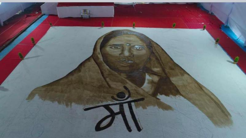 Artist Shiva Manikpuri, Painting, Rangoli Art, Engraving, Mother's Picture, Guinness Book of World Records, Chhattisgarh, Rajdhani Raipur, Sarona, KPS School Campus, Prime Minister Narendra Modi's huge Rangoli, Khabargali