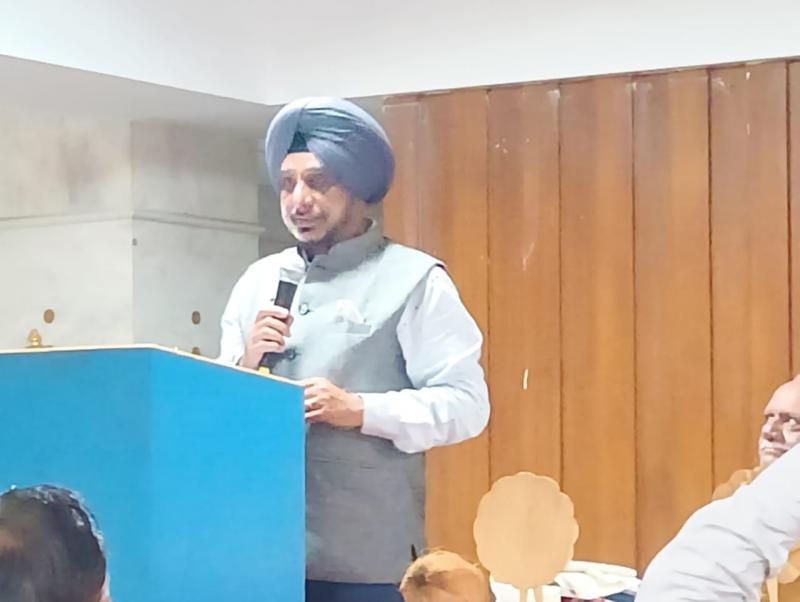 National Security Jagran Manch, FANS, Raipur, One India, Self-reliant India, Shrestha Bharat, Seminar, Lt Gen Kamaljit Singh, Golok Bihari Rai, Sant Shri Yudhishthira Lal, Giani Baz Singh Ji, Gurdwara Dhan Dhan Baba Budha Sahib Ji Telibandha, Asanas Ji Satnami Samaj Dharmaguru, Bhaskar Kinhekar, Sunita Pathak, Dr. Varnika Sharma, Khabargali