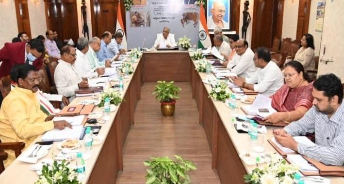 Bhupesh cabinet meeting, important decisions, teachers will be recruited, Chhattisgarhia Olympics, farmers, vyapam, scheduled castes, tribes, solar pumps, horticulture works, fisheries, cow rearing, Chief Minister Bhupesh Baghel, Chhattisgarh, Khabargali