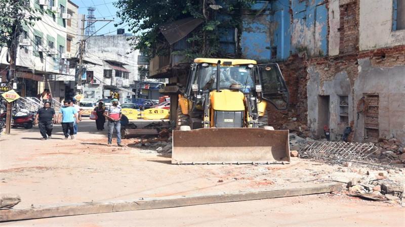Road going from Naharpara to Station Road, widening, bottleneck road, Mayor Ejaz Dhebar, MLA Kuldeep Juneja, Ward Councilor Suresh Channawar, Raipur, Chhattisgarh, Khabargali