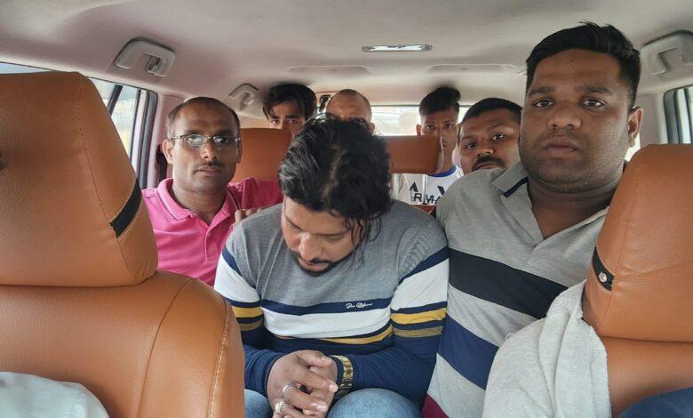 CCTV footage, mobile tracking, four accused in the murder of jewelers arrested in 24 hours, daylight murder and robbery of the operator of Samridhi Jewelers located in Amleshwar, Durg Superintendent of Police Dr. Abhishek Pallav, Chhattisgarh, Cyber Crime, TI Santosh Mishra, Khabargali