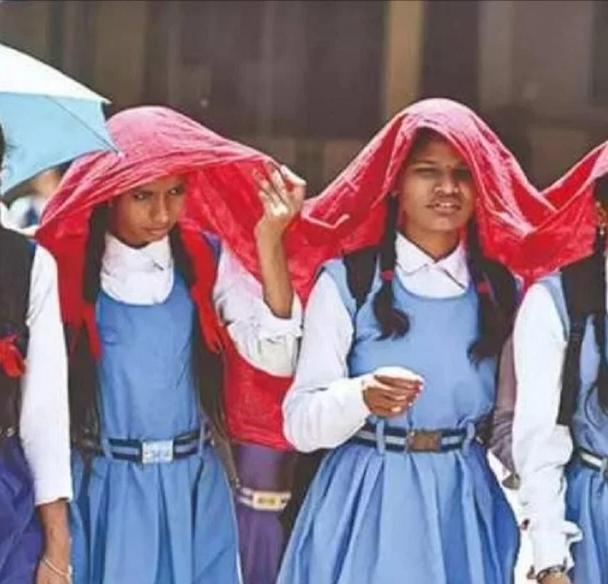 Due to the scorching heat, the school timings are now from 7 am to 11 am, raipur, chhattisgarh, khabargali