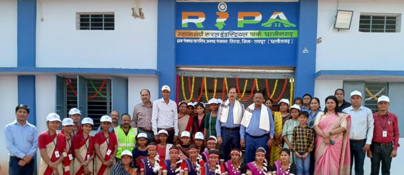 Adani Foundation inaugurates textile manufacturing center in Tarashiv, Chhattisgarh, Khabargali