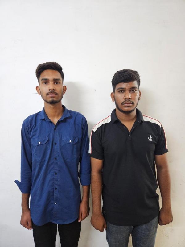 Action on fake booking agents and hakro active in Bhatagaon bus stand, fake booking agents active in Bhatagaon interstate bus stand, hakro , khabargali