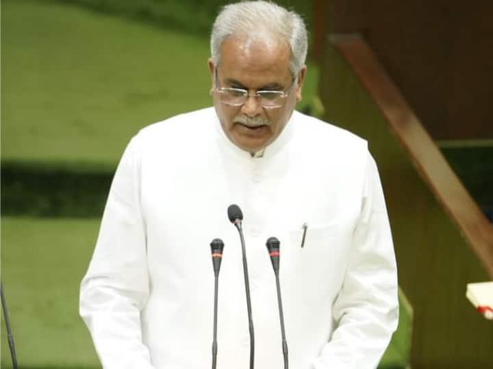 Chief Minister Bhupesh Baghel gave dozens of gifts to the employees and officers of the state, presented the first supplementary budget of six thousand thirty one crore, seventy five lakh, two thousand, nine hundred and seventy seven rupees for the financial year 2023-24 in the Legislative Assembly, Chhattisgarh , News,khabargali