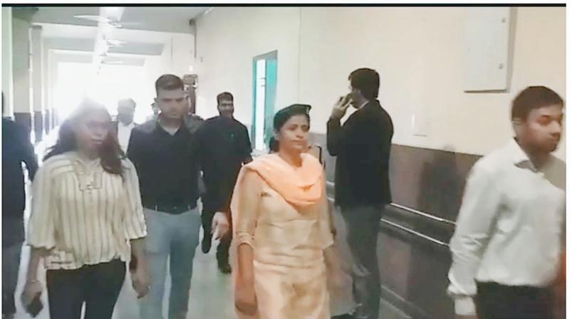 ED's remand to IAS Ranu Sahu till July 25, corruption in coal transportation to DMF and public food distribution PDS, Chhattisgarh,khabargali