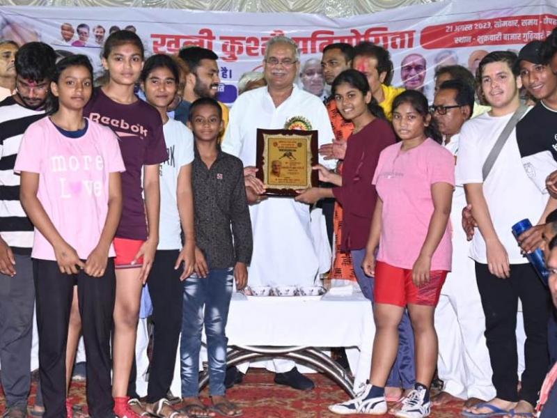 Announcement to open state level wrestling academy in Raipur, khabargali