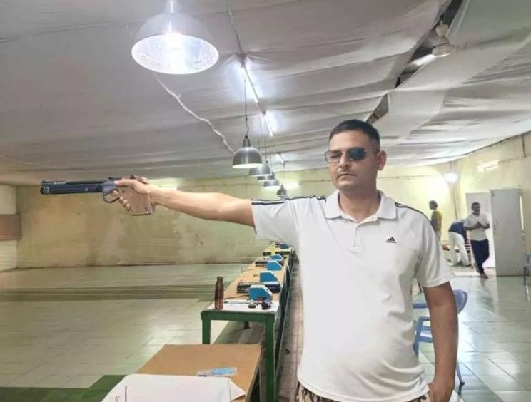 Reserve Police Inspector Vaibhav Mishra, Gold Medal, Chhattisgarh Pradesh Rifle Association, Shooting Competition Raipur's Mana, President's Gallantry Medal for Naxal Encounter in Dantewada, Chhattisgarh, Khabargali