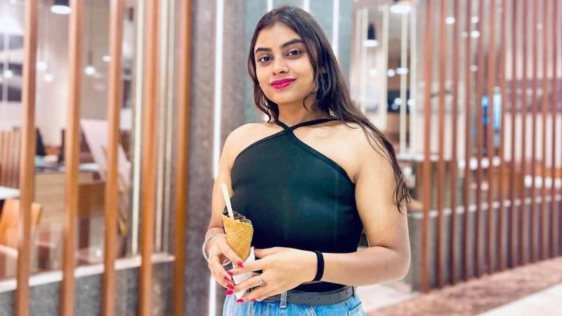 Raipur's flight attendant strangled to death in Mumbai, Society's sweeper accused of murder, Rupal Ogre, khabargali