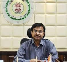 Durg Commissioner Mahadev Kavre has been given the charge of Excise Secretary, Housing and Environment Department, Chhattisgarh, Khabargali