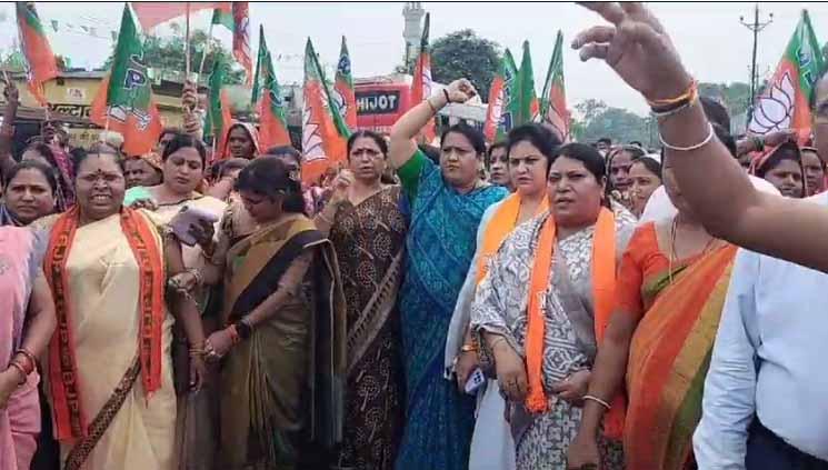 Police accused of negligence in rape case of 5 year old girl, BJP surrounded the police station, Chhattisgarh, Khabargali