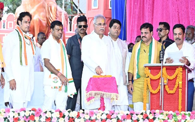 Chief Minister Bhupesh Baghel gave many gifts to Raipur city, performed Bhoomi Pujan of development works worth Rs 1021.59 crore, Khabargali